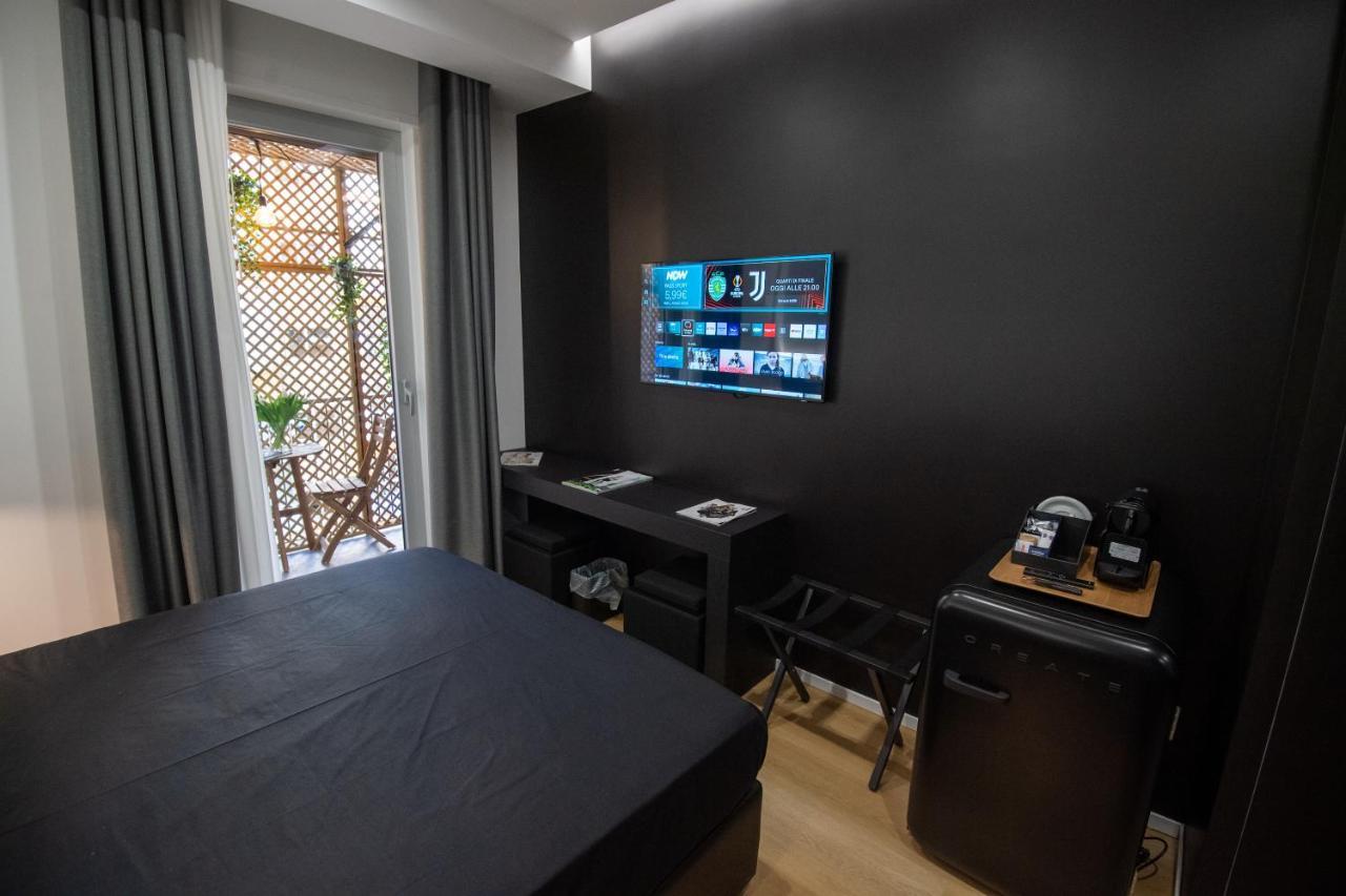 Contemporaneamente 147 - Modern & Comfort Rooms Bari Eksteriør billede